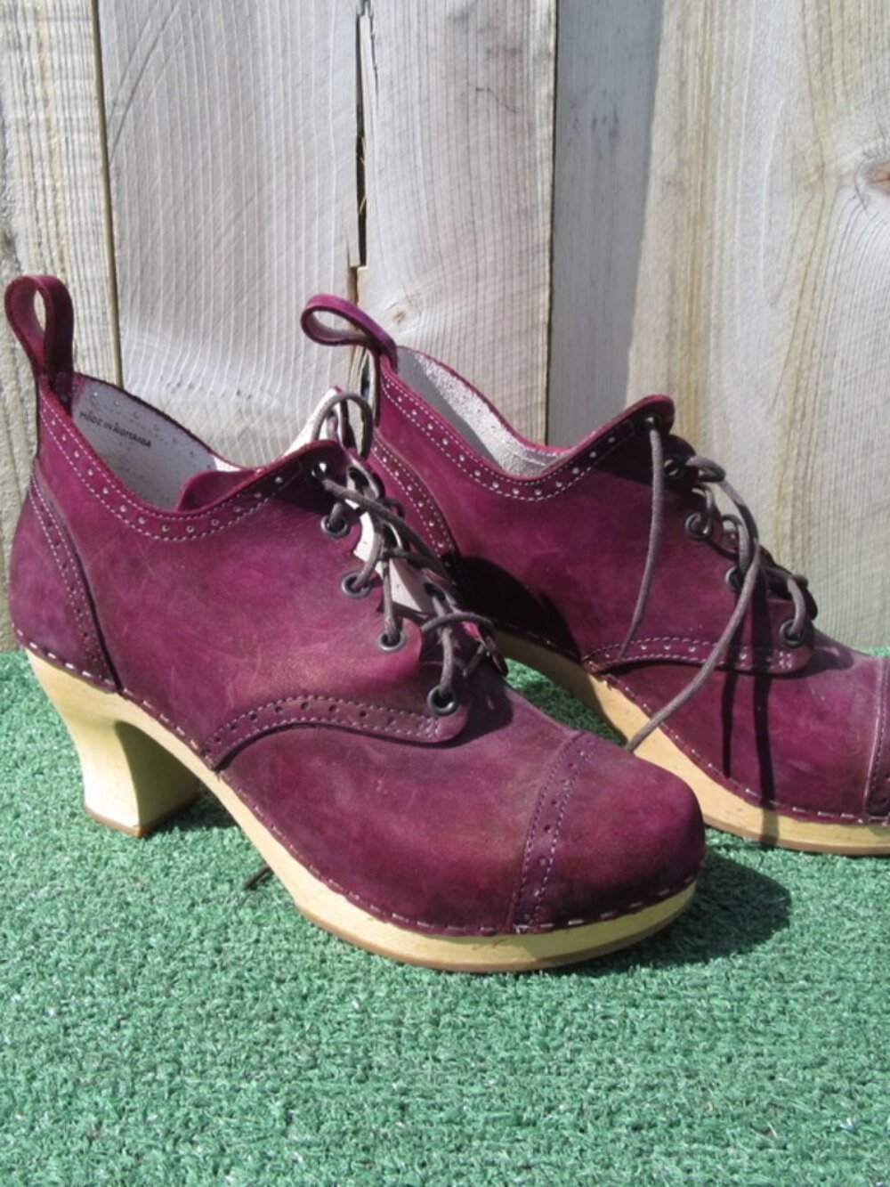 Swedish Hasbeens Toffel Purple Lace Up Clogs Boots Booties UA Size 39 8.5